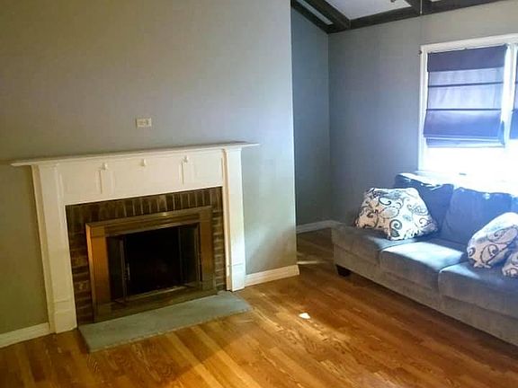2nd image of 608 Shearwood Forest Dr