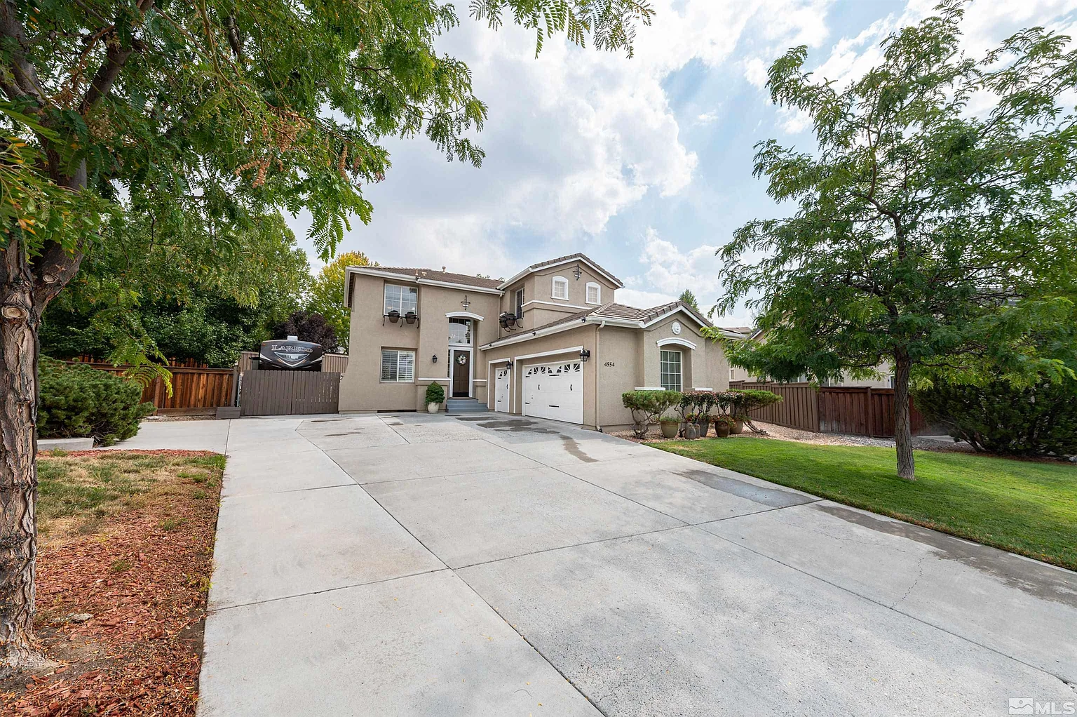 4554 Eagle Mountain Dr photo 1