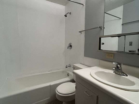 5th image of 700 S 17th St #6