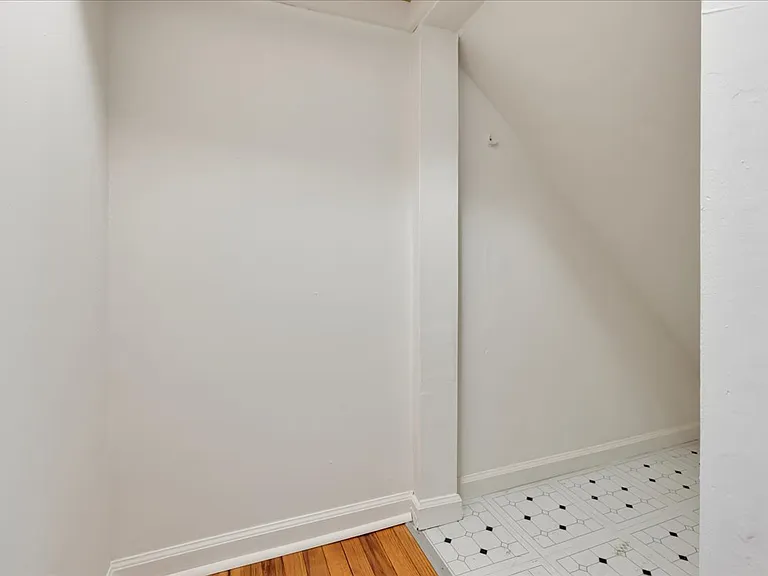 3A W Roselle Ave #A — Photo 15