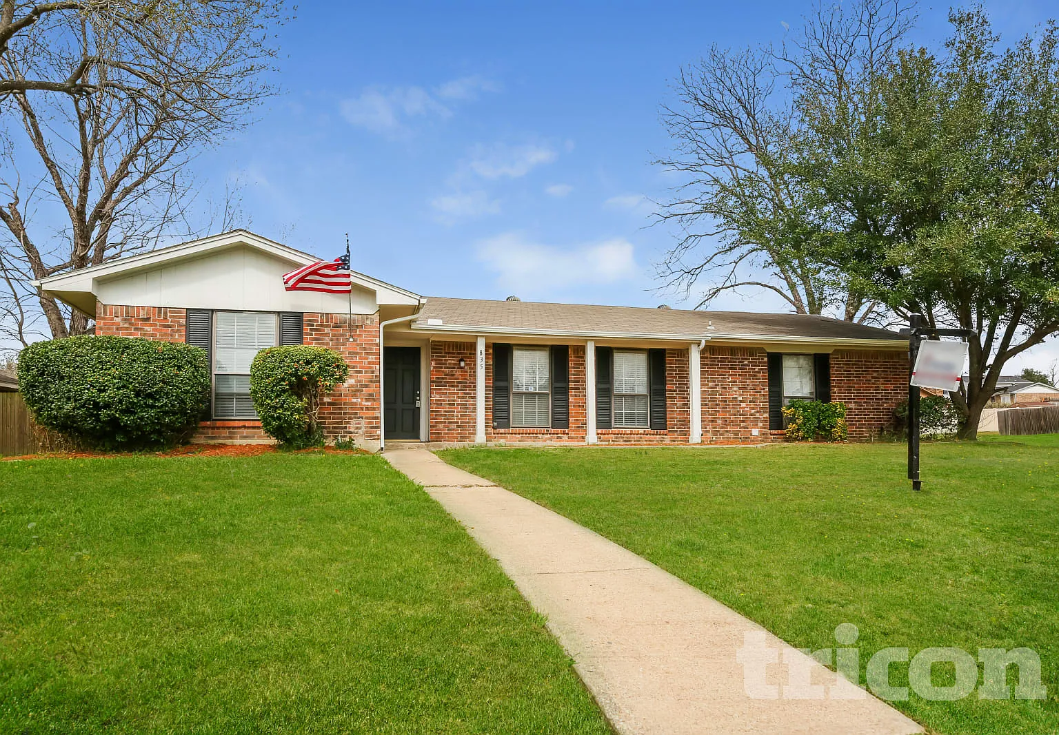 835 Live Oak Drive Desoto TX — Photo 1