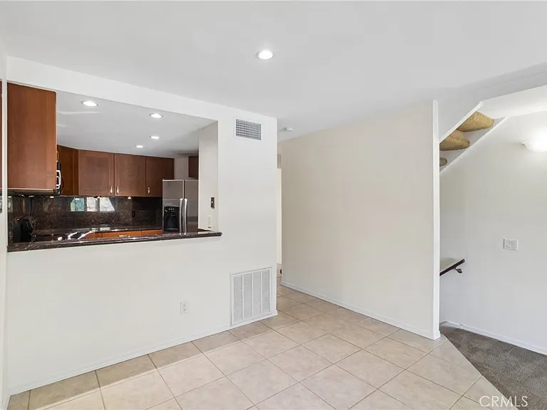 3958 60th St — Photo 5