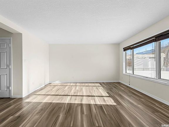 4th image of 2770 Alfred Cres