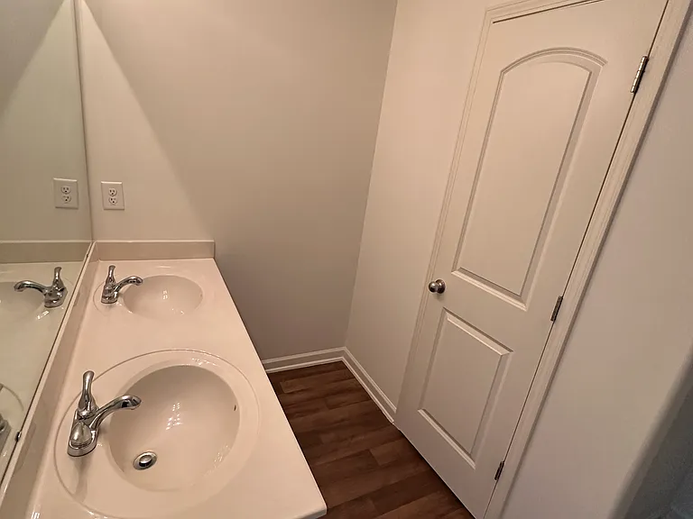 1719 Overcreek Cir — Photo 9
