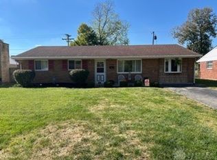 110 W Boitnott Dr, Englewood, OH