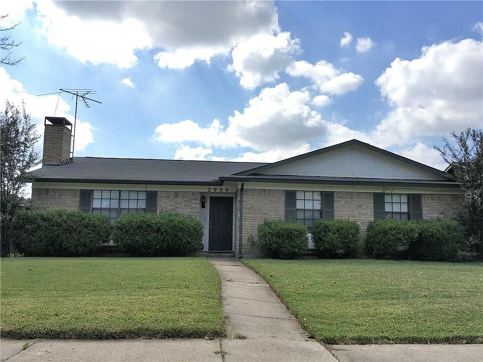 1st image of 2934 Meadow Park Dr