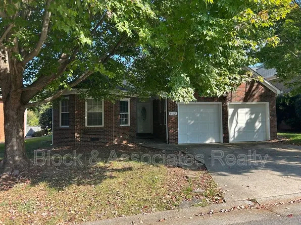 3512 Cherry Hill Dr, Greensboro, NC 27410