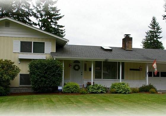 1st image of 965 Jasper Ave NE