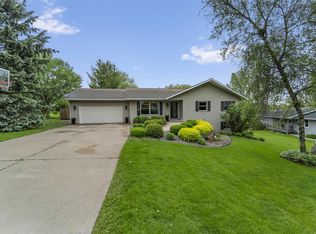 341 Harris St, Mineral Point, WI 53565
