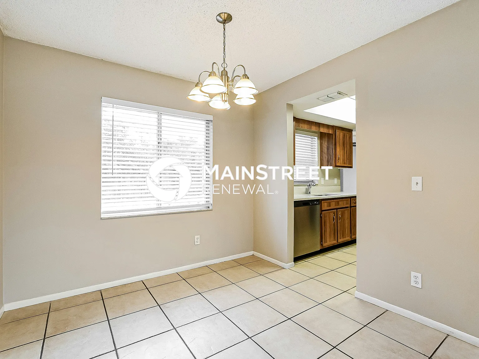 108 Woodfield Ct — Photo 4