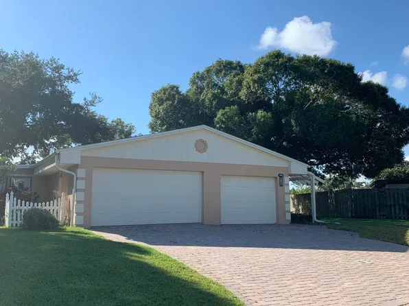445 Myrtlewood Rd, Melbourne, FL 32940