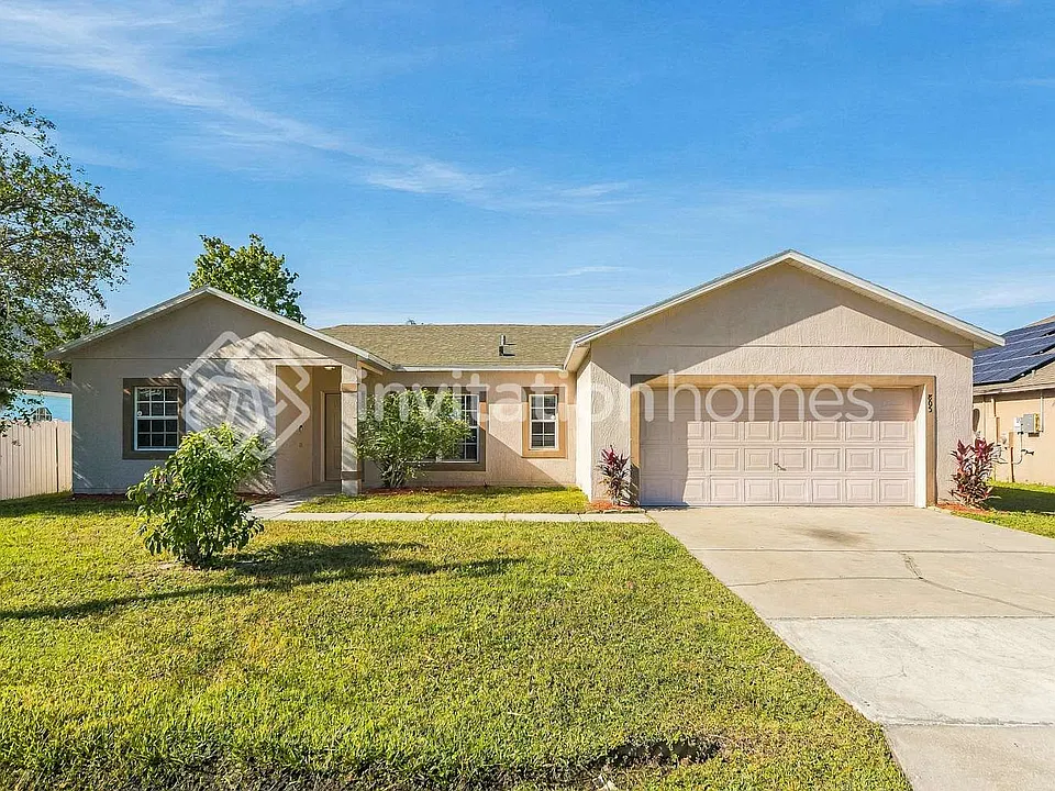 805 Hastin Pl
