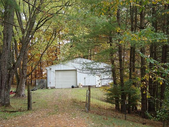 4th image of 1769 S County Road 100 E