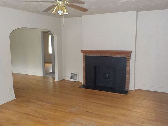2nd image of 908 N Madison St