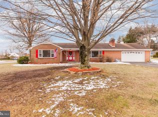 19119 Cherry Tree Dr, Hagerstown, MD 21742