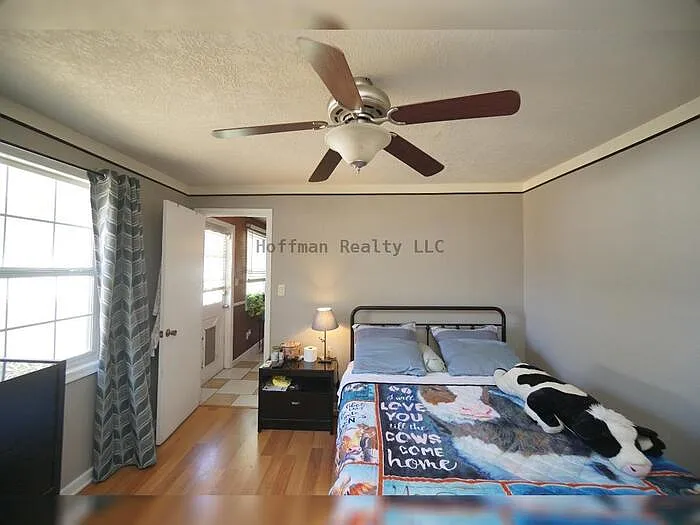3716 N 52nd St — Photo 11