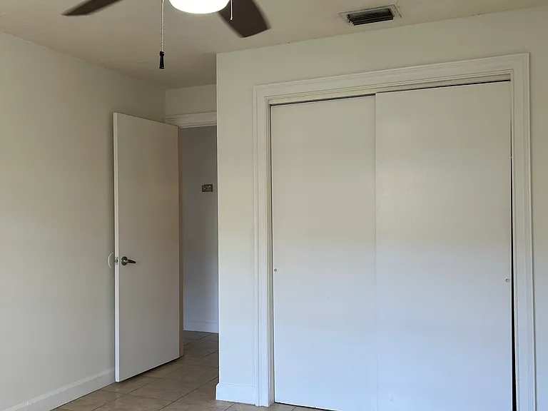 5221 Bayshore Blvd #51 — Photo 14