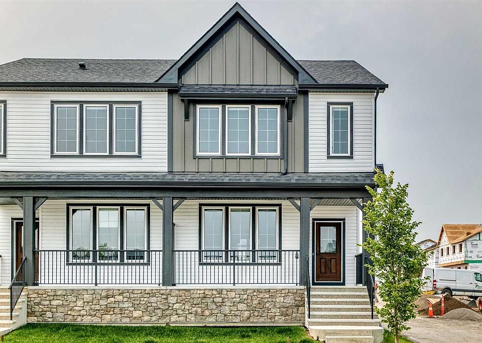 1st image of 5001 NE Harmony Cir