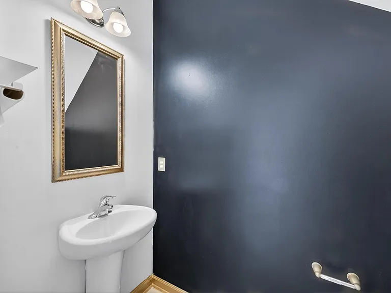 4119 Thimbleberry Dr — Photo 23