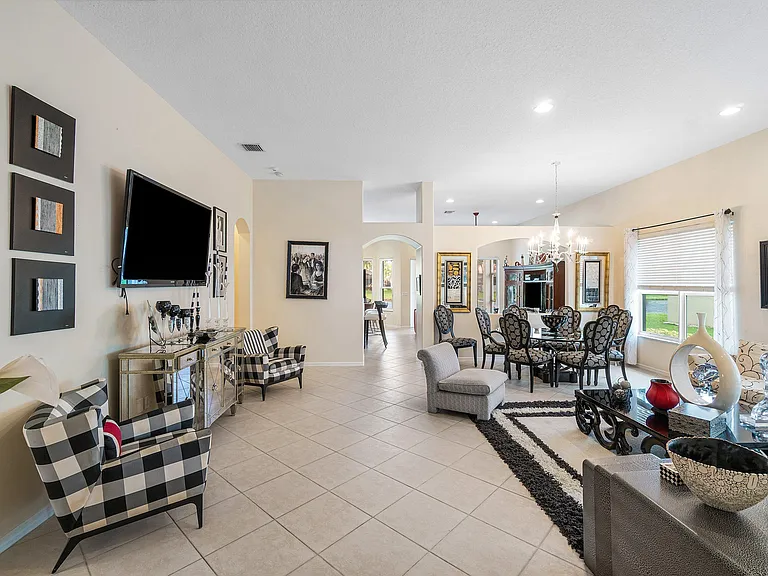12196 Landrum Way — Photo 15
