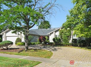 3610 Indian Wells Ln, Northbrook, IL 60062