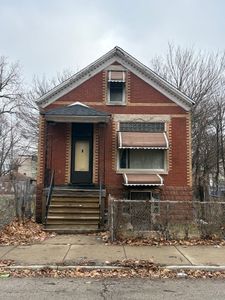 5245 S Racine Ave, Chicago, IL, 60609