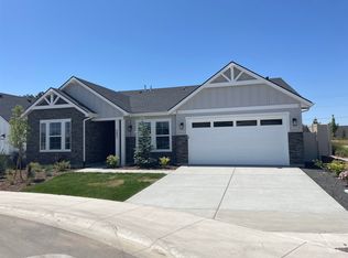 2421 N Black Fire Ave, Star, ID 83669