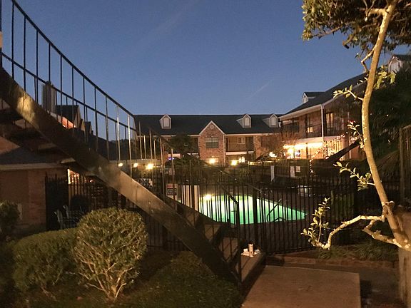 3rd image of 400 W South Town Dr APT 504