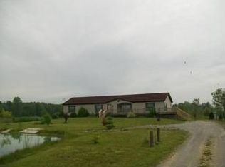 6427 Starville Rd, Cottrellville, MI 48039