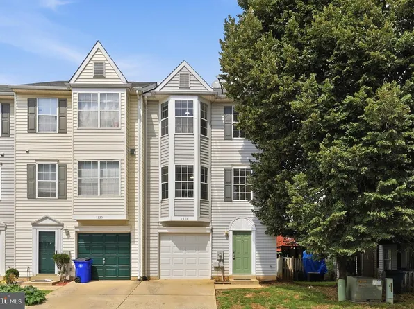 1333 Hampshire Dr Unit E, Frederick, MD 21702