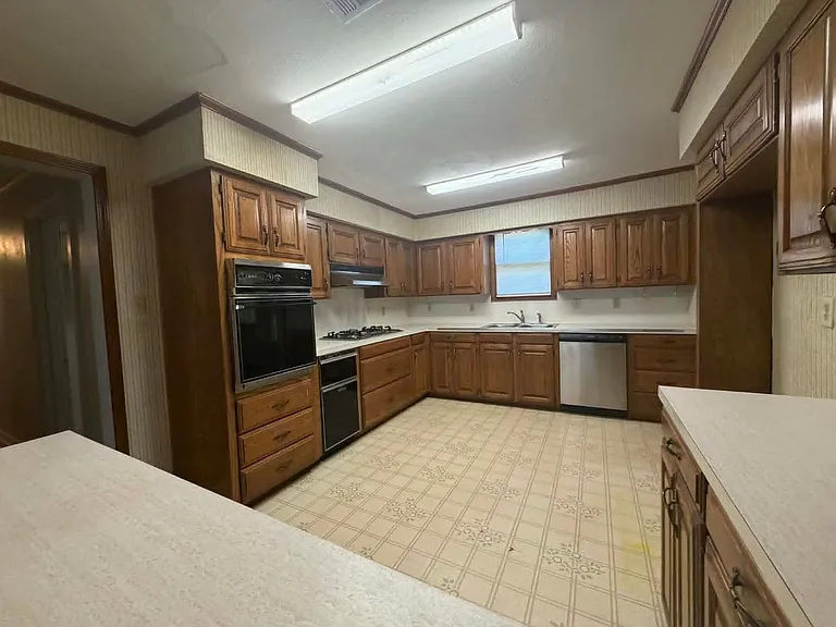 2903 Williamson Way — Photo 6