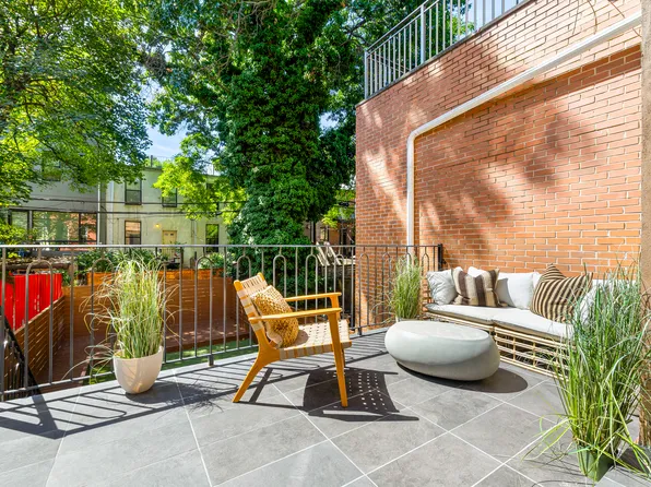 952a Greene Avenue image 15 of 28