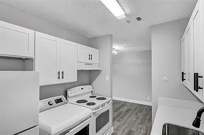 1855 North St #2 — Photo 2