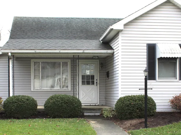 935 W Walnut St, Portland, IN 47371