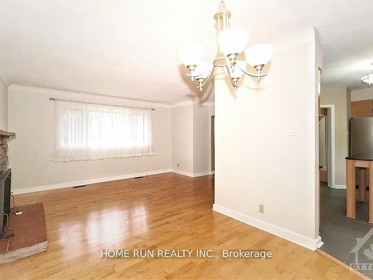 39 Epworth Ave — Photo 5