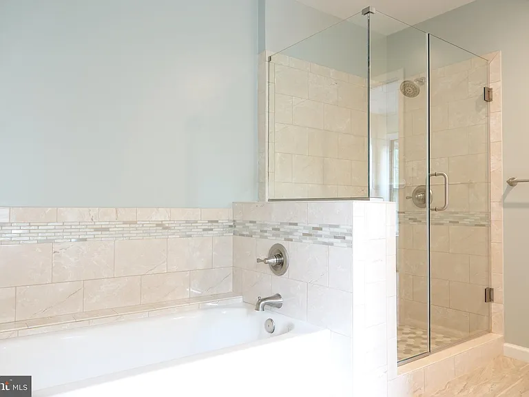 10295 Dunn Meadow Rd — Photo 19