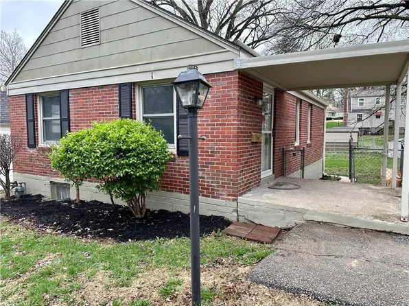 1 W Pocahontas Ln, Kansas City, MO 64114