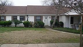 1st image of 508 E Navarro Ave