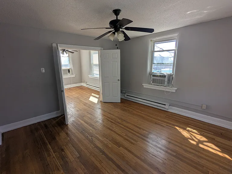 2604 Bellevue Ave #F — Photo 7