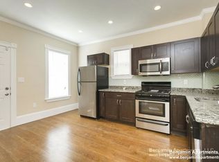 22 Chestnut Ave UNIT 33D, Jamaica Plain, MA 02130