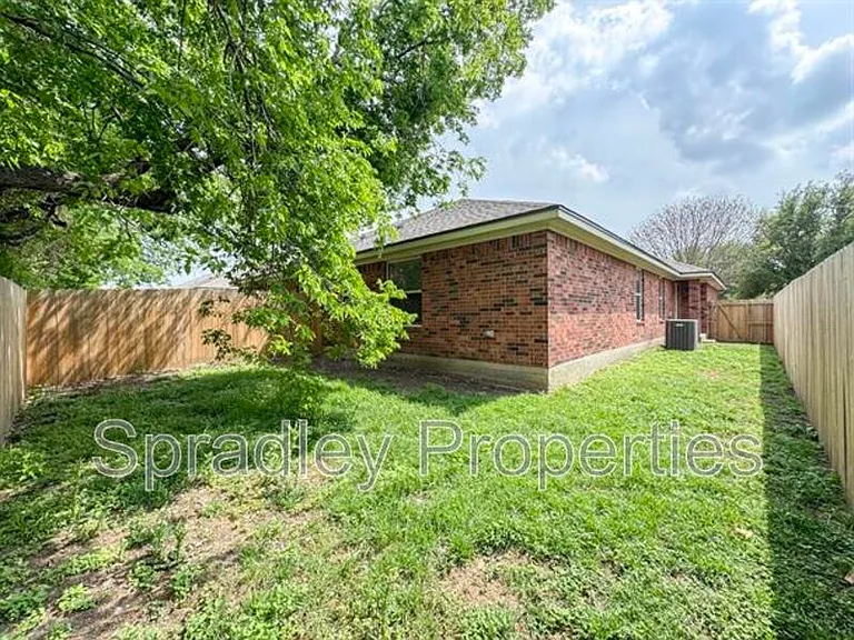 204A Andy Ln — Photo 17