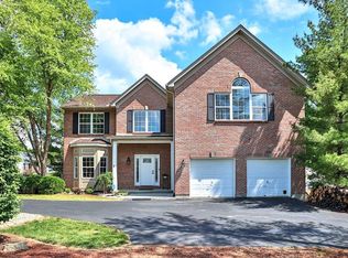 910 Merritt Grove Ln, Cincinnati, OH 45255