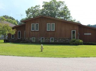 56055 Riviera St, South Bend, IN 46619