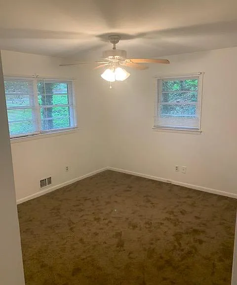1989 Lee Dr — Photo 8