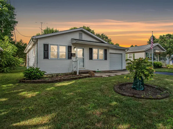 613 E Light St, Urbana, OH 43078