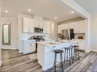 137 S Finley Landing Pkwy, Smithfield, NC 27577
