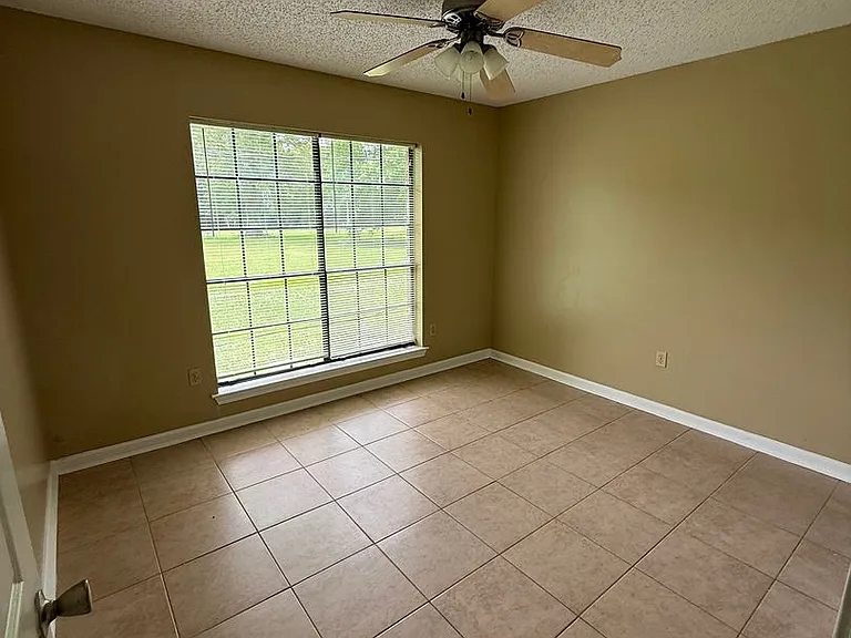 1126 Willow Creek Dr #1128 — Photo 13