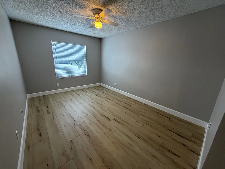 4160 Pershing Pointe Pl #3 — Photo 7