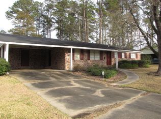 1302 32nd St, Laurel, MS 39440