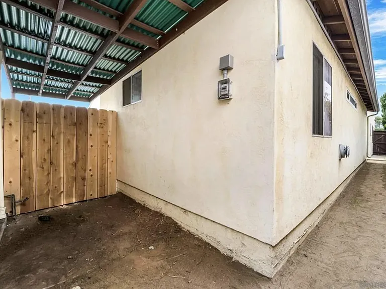 141 J Ave — Photo 25